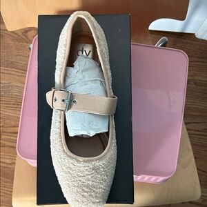 DV by Dolce Vita Women's Beige Buckle Flats